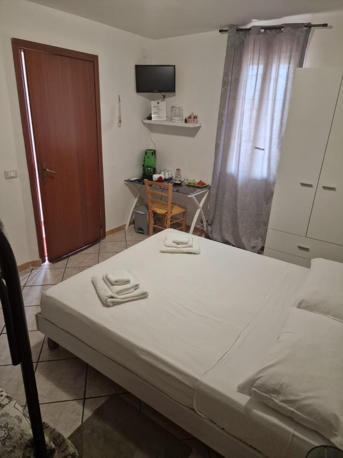 B&B Le Stanze Di Aurora Palermo Luaran gambar